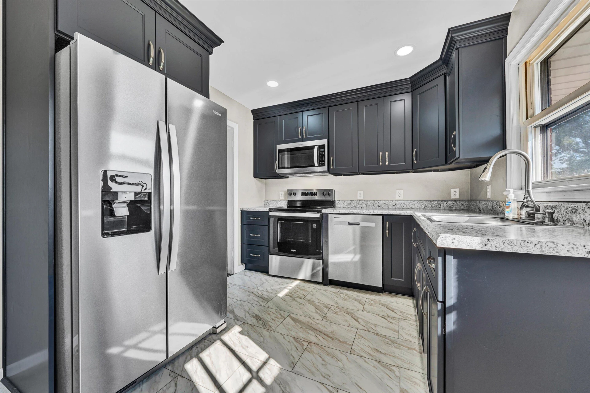 5225 Florist RD - Photo 8
