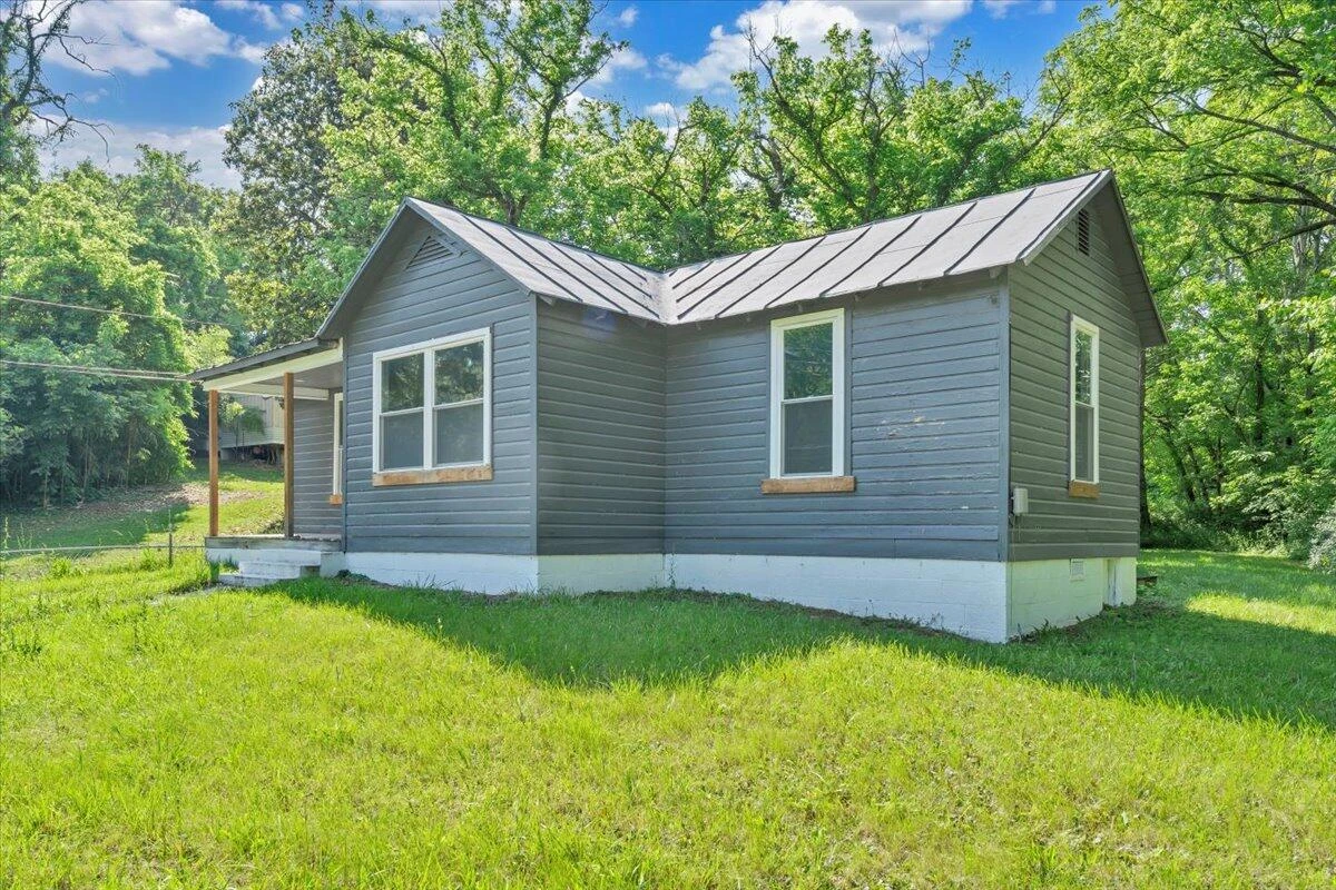 2659 Cedar LN - Photo 2