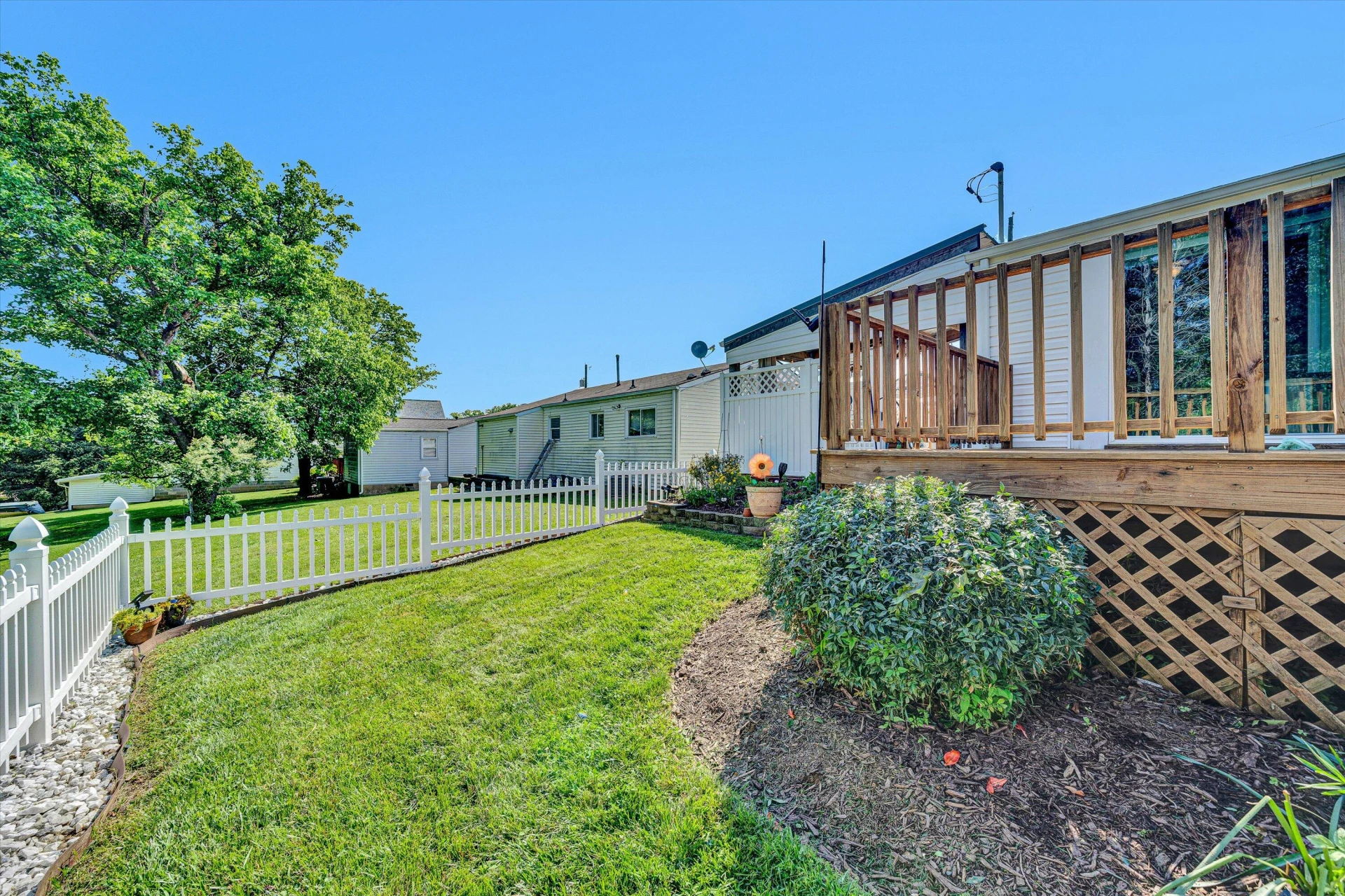 2139 Bailey AVE - Photo 20