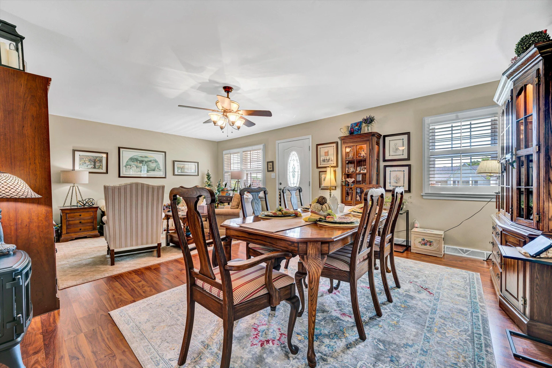 2139 Bailey AVE - Photo 6