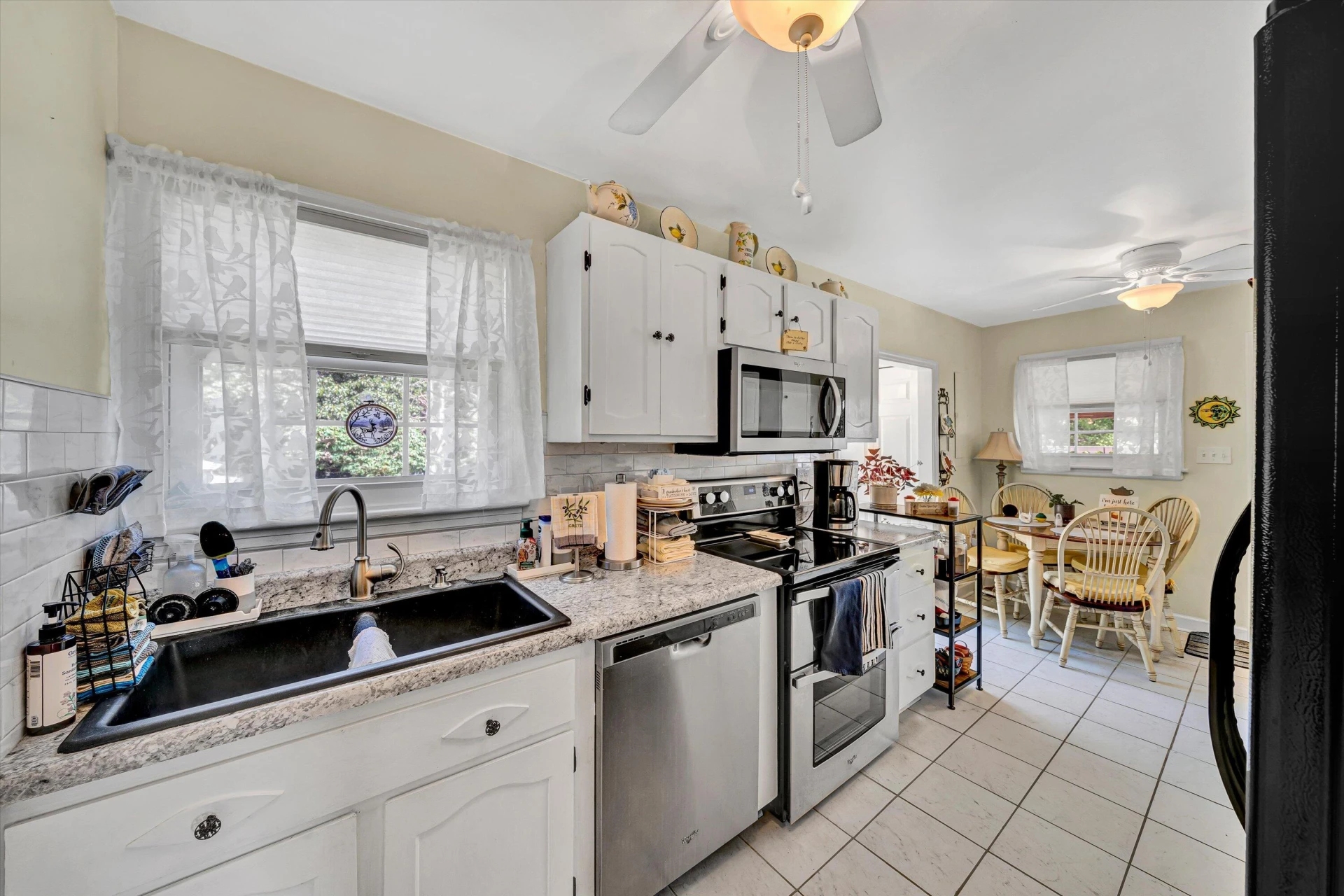 2139 Bailey AVE - Photo 7