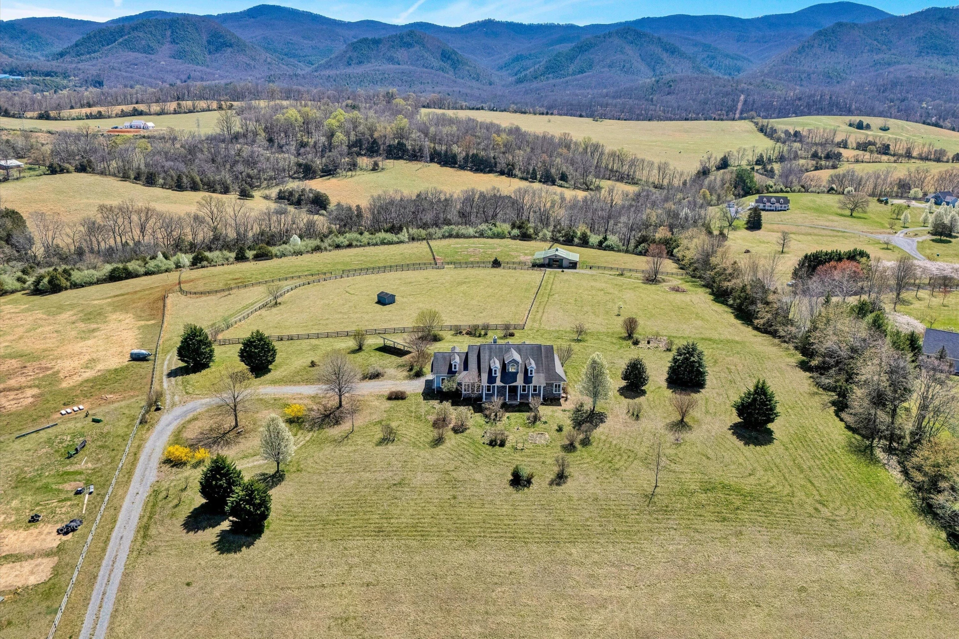 225 Dalewood DR