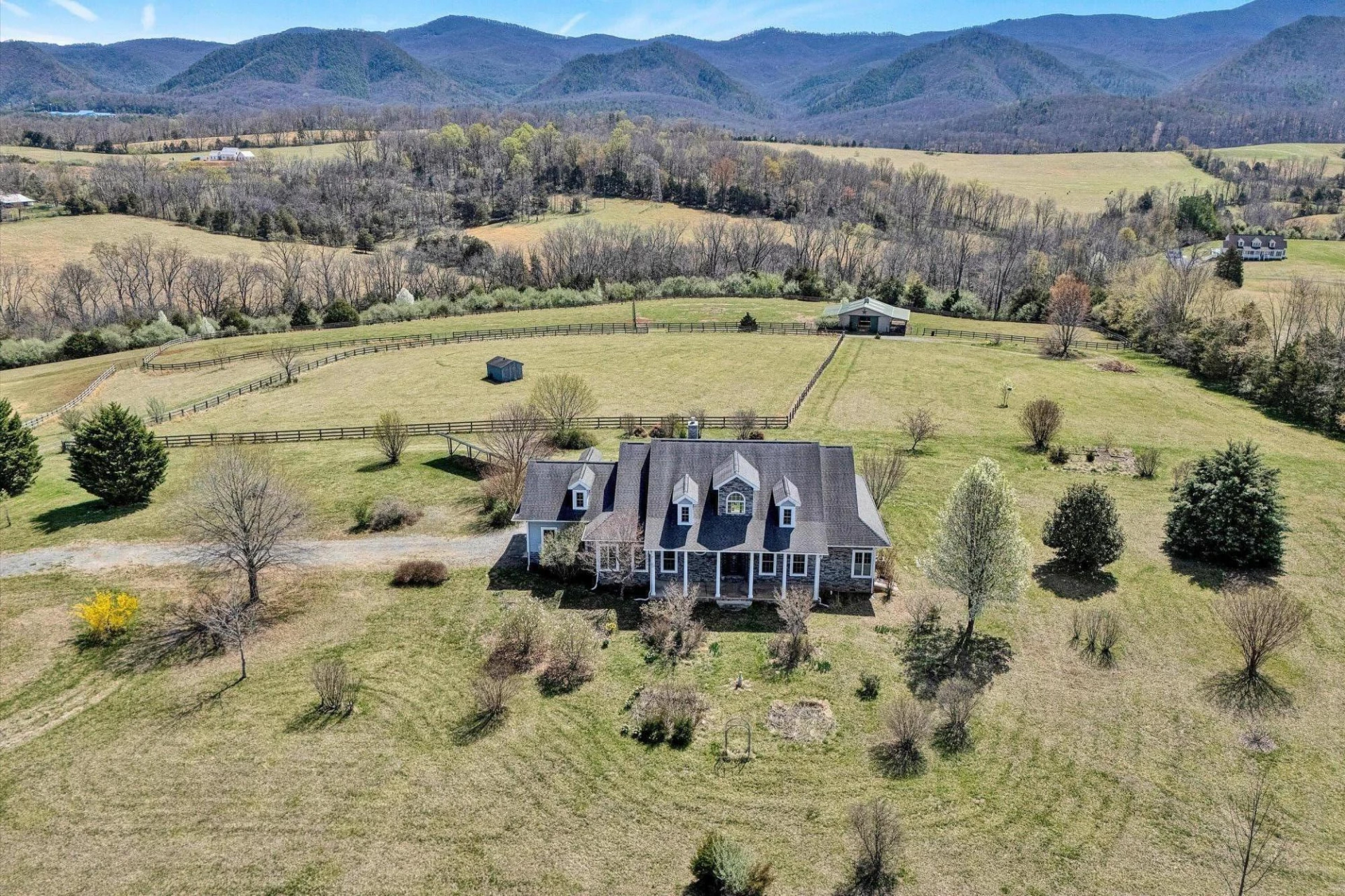 225 Dalewood DR - Photo 3
