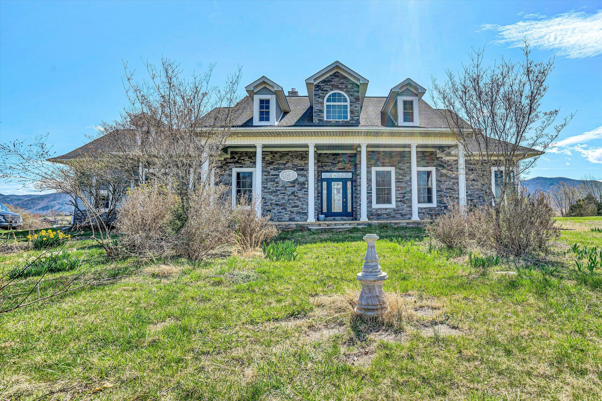 225 Dalewood DR - Photo 4