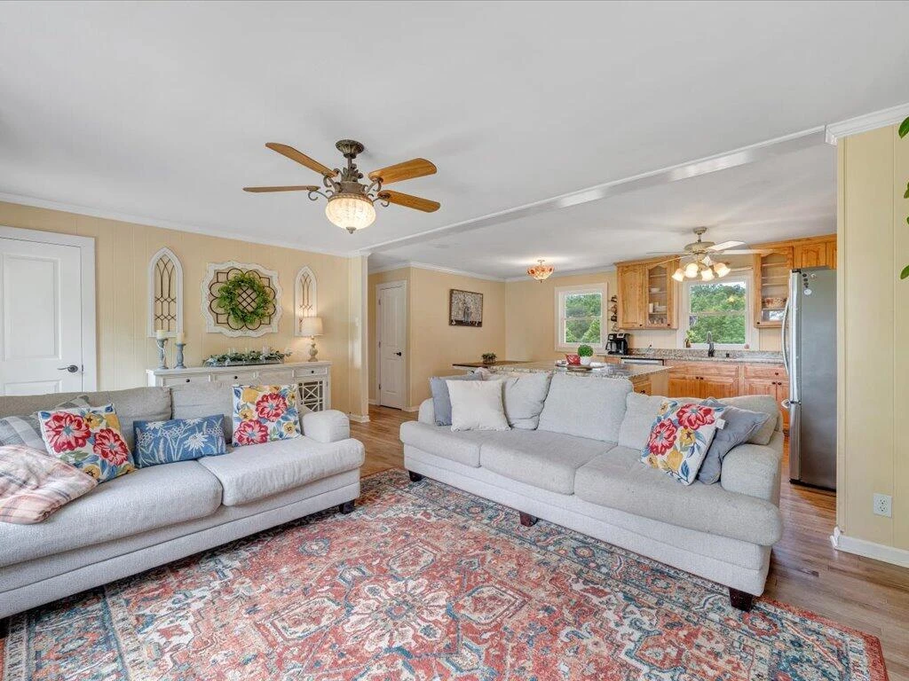 1185 County Line RD - Photo 6