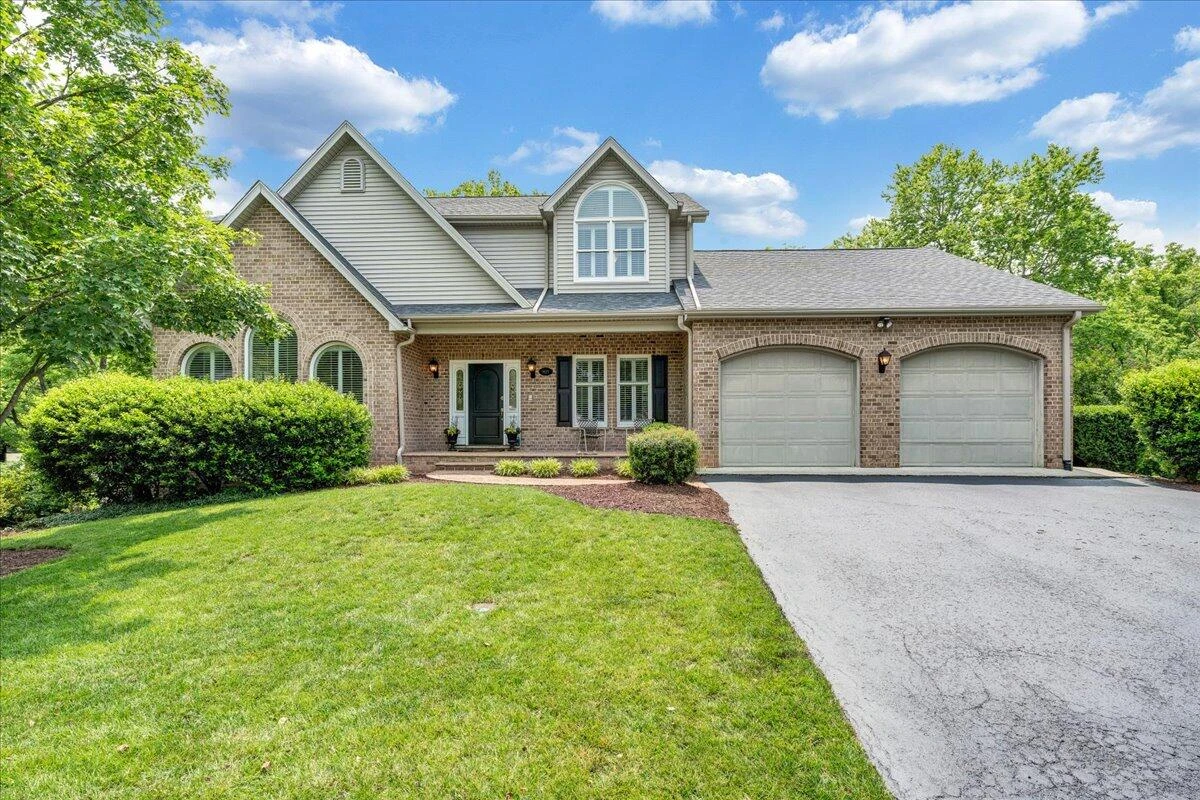 1425 Cravens Creek LN