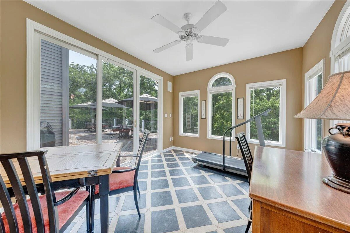1425 Cravens Creek LN - Photo 26
