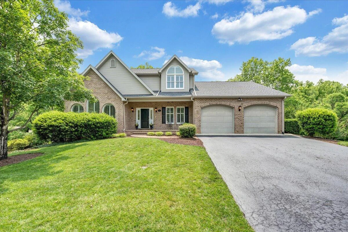 1425 Cravens Creek LN - Photo 3