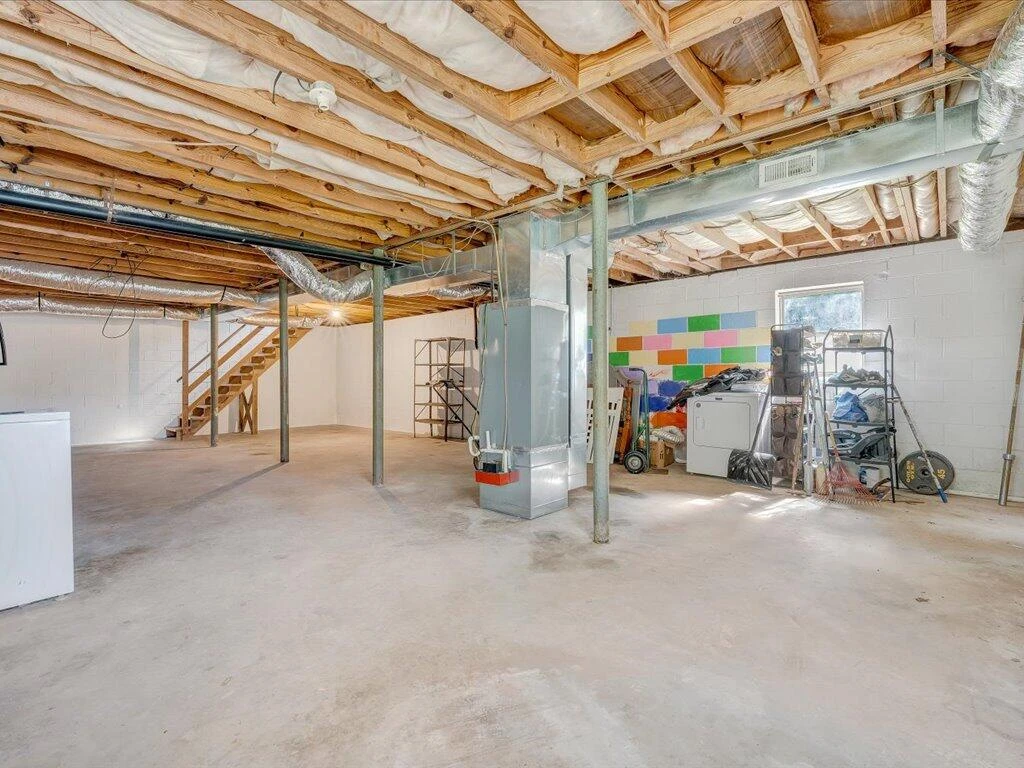 82 Forest Hill DR - Photo 20