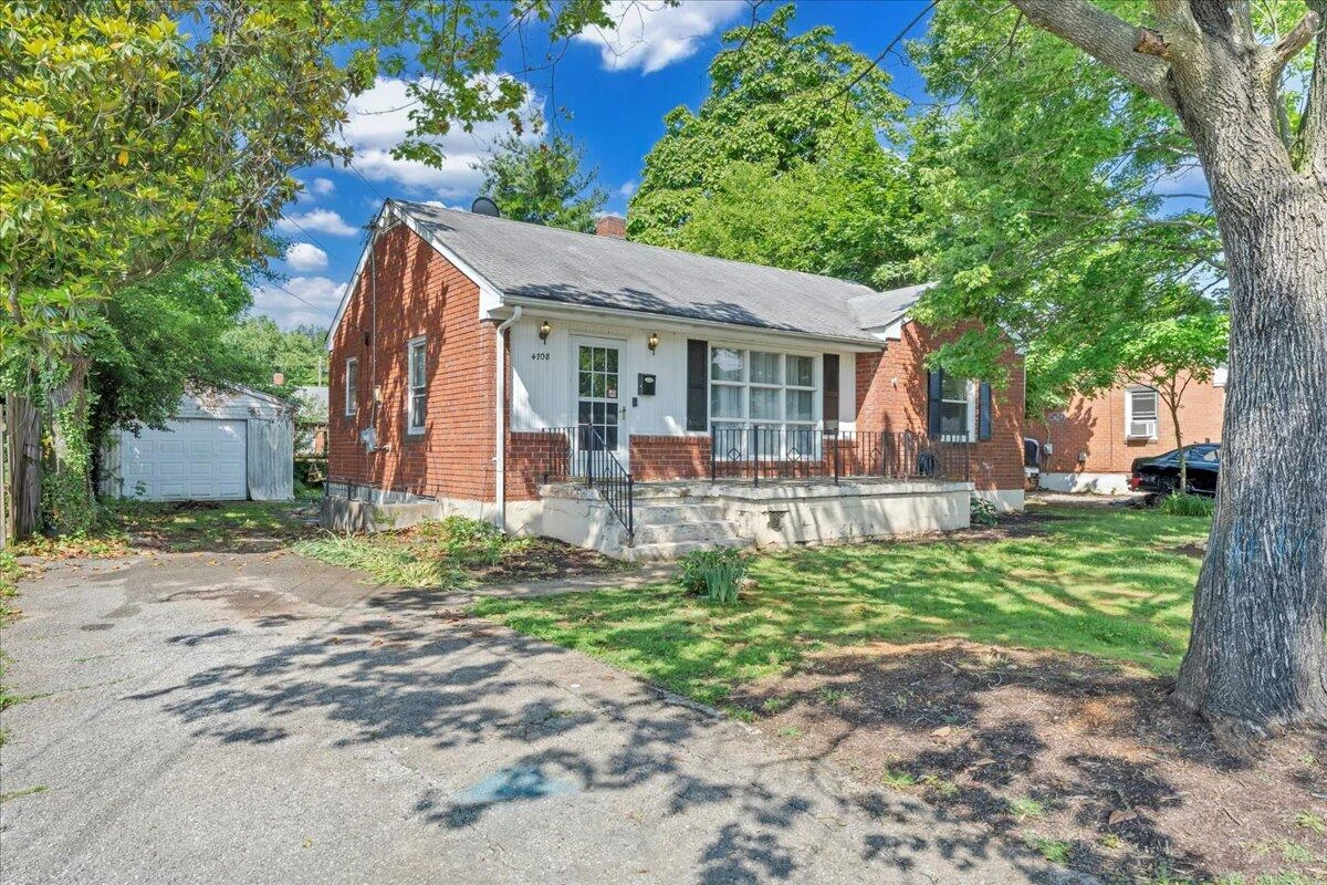 4708 Pawling ST - Photo 3