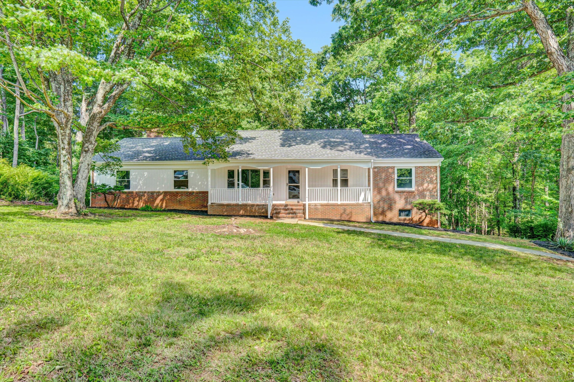 112 Owens DR