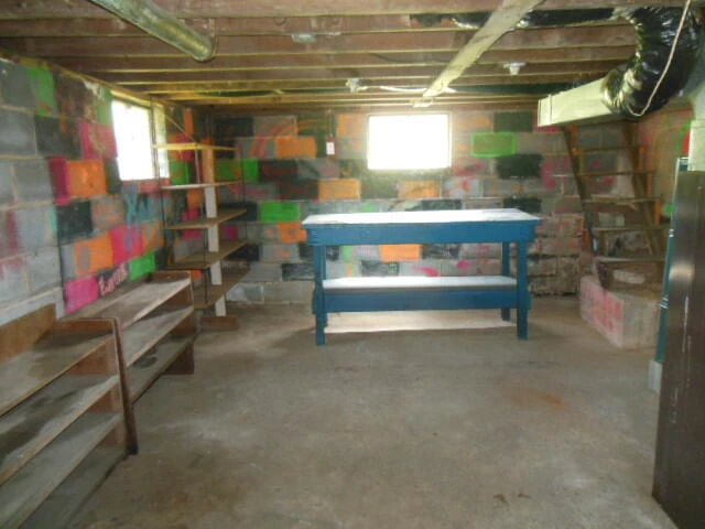 1554 Blanton AVE - Photo 15