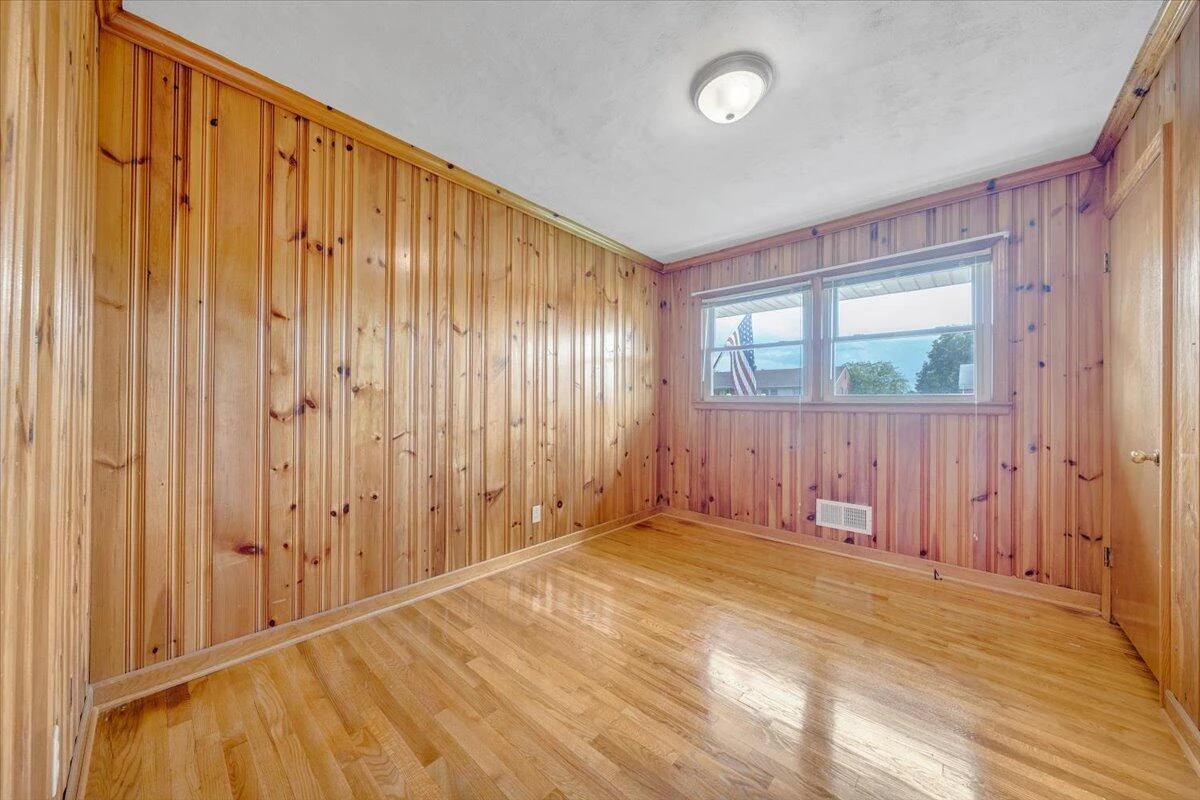 214 Preston AVE - Photo 17