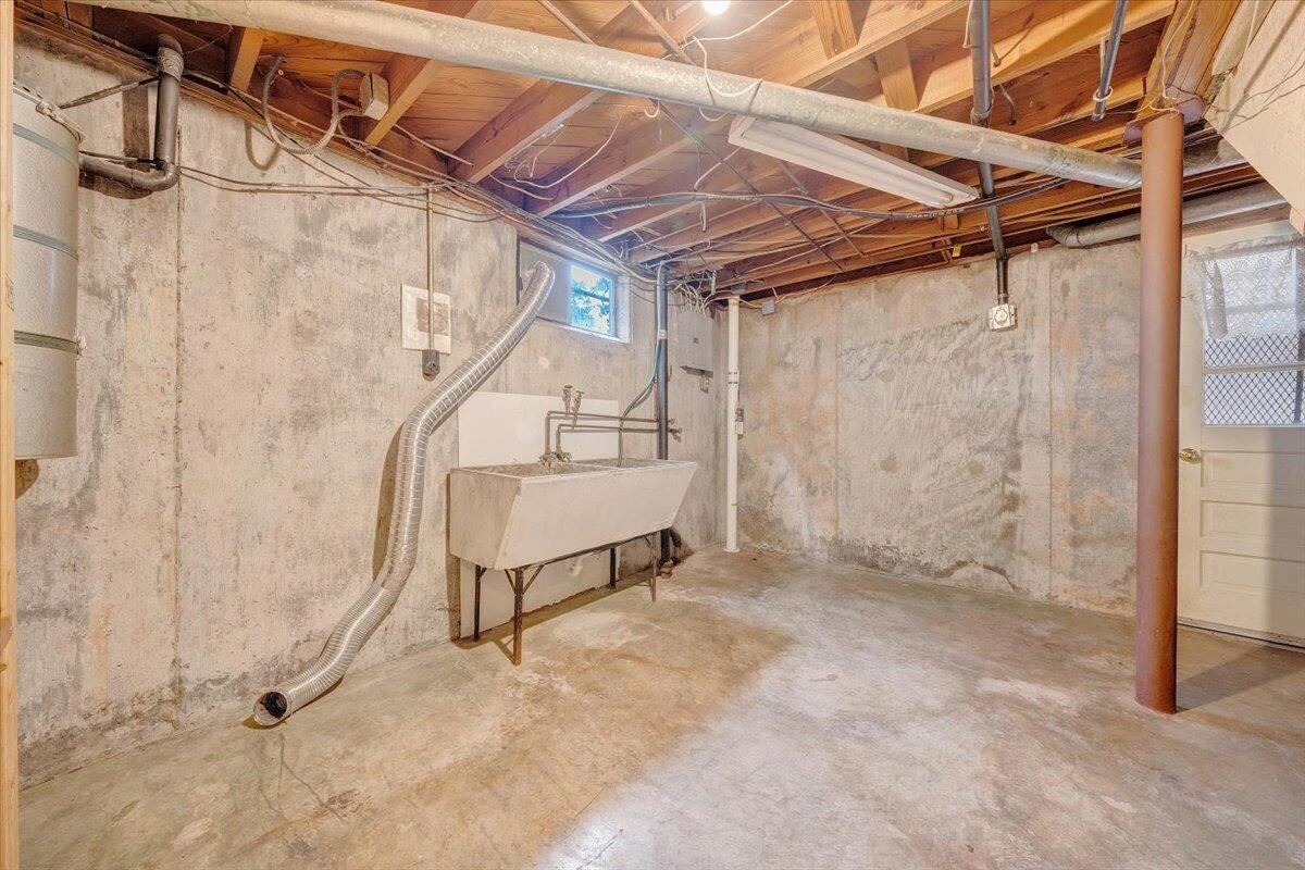 214 Preston AVE - Photo 32