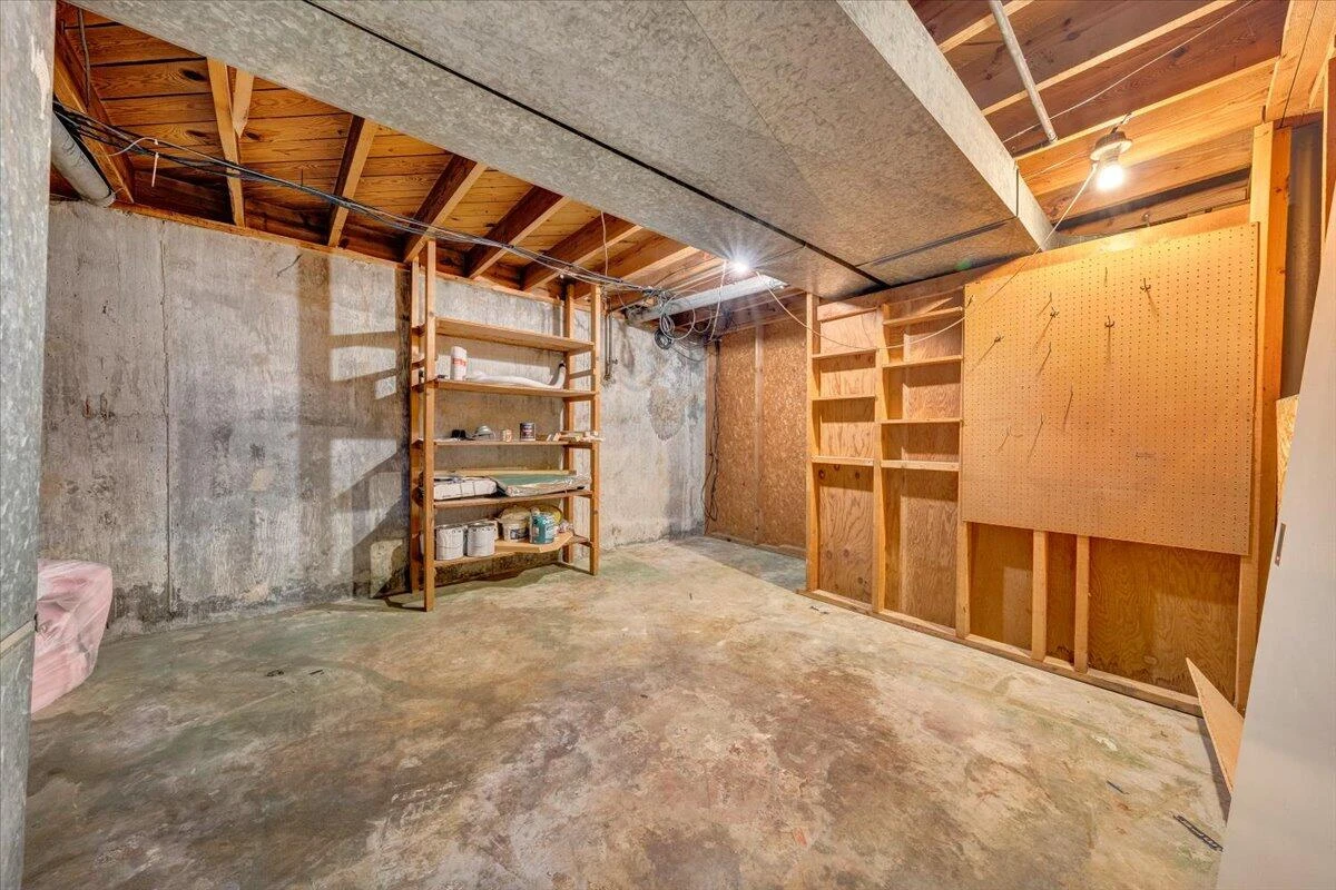 214 Preston AVE - Photo 33