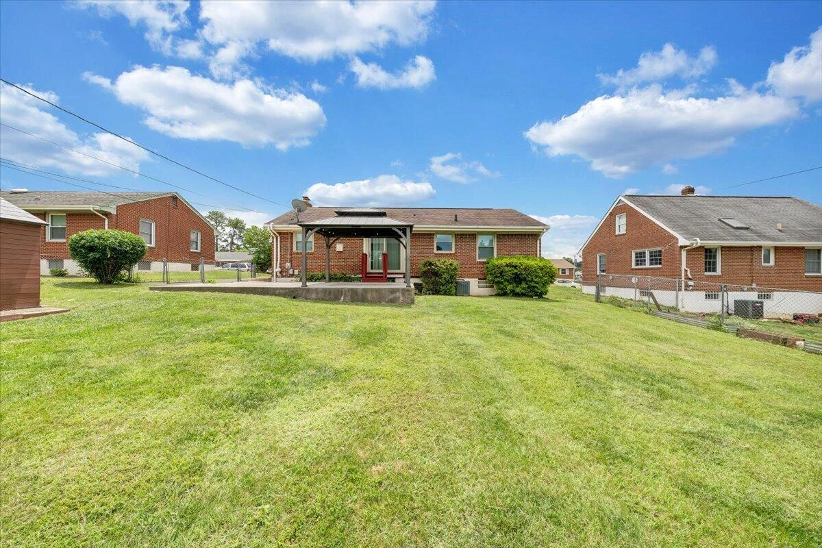 214 Preston AVE - Photo 42