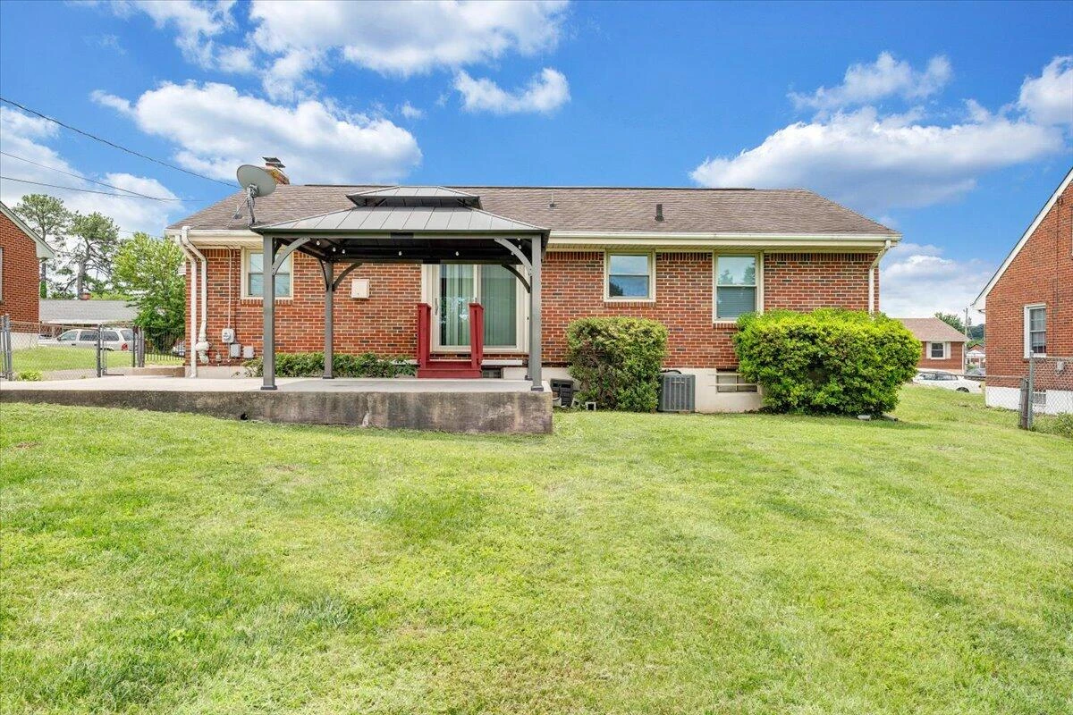 214 Preston AVE - Photo 43