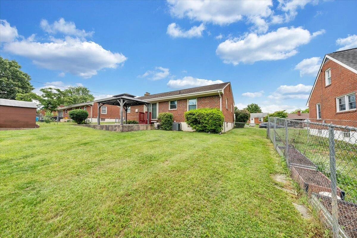 214 Preston AVE - Photo 44