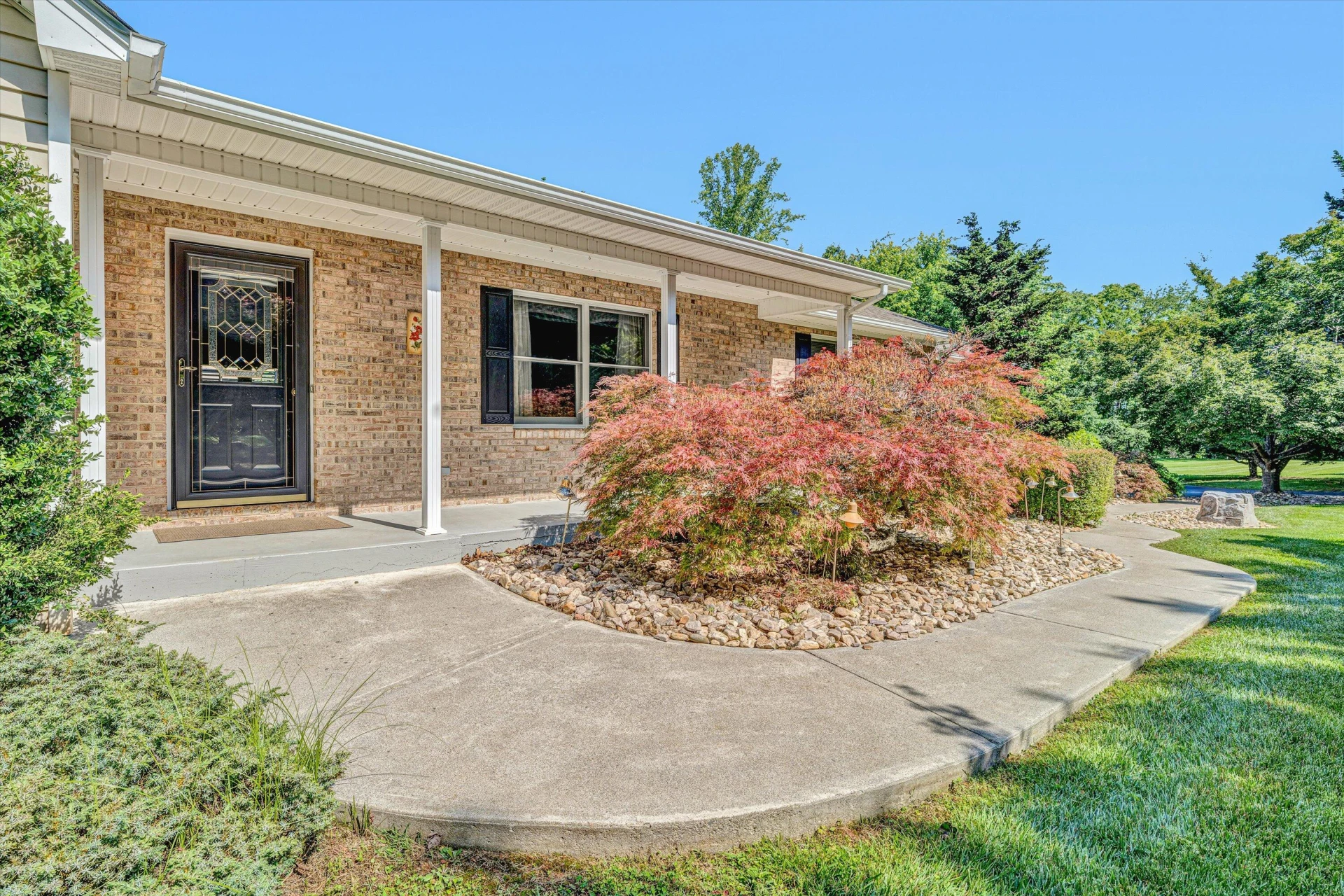 395 Middle Valley RD - Photo 6
