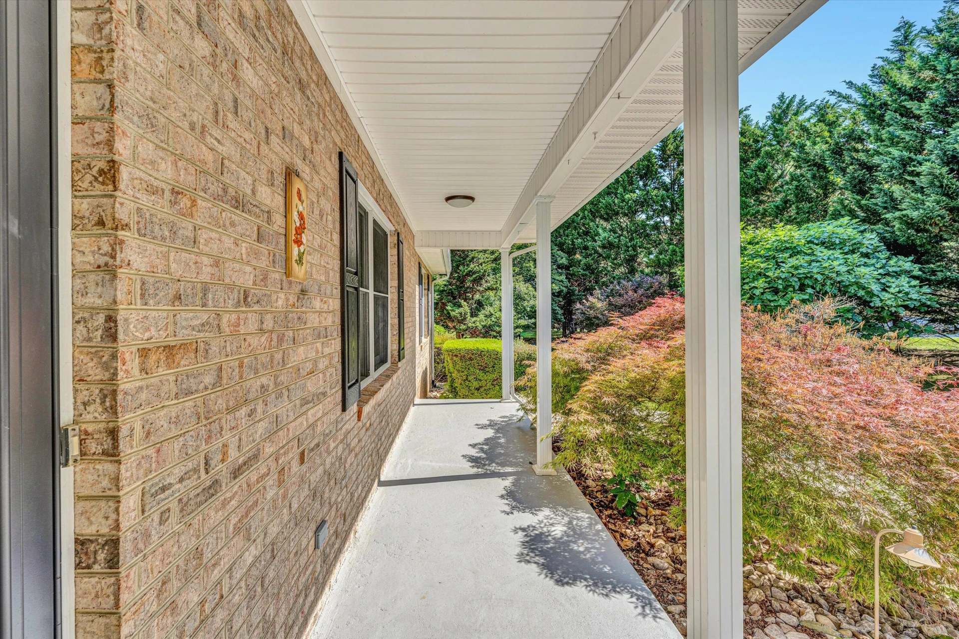 395 Middle Valley RD - Photo 8