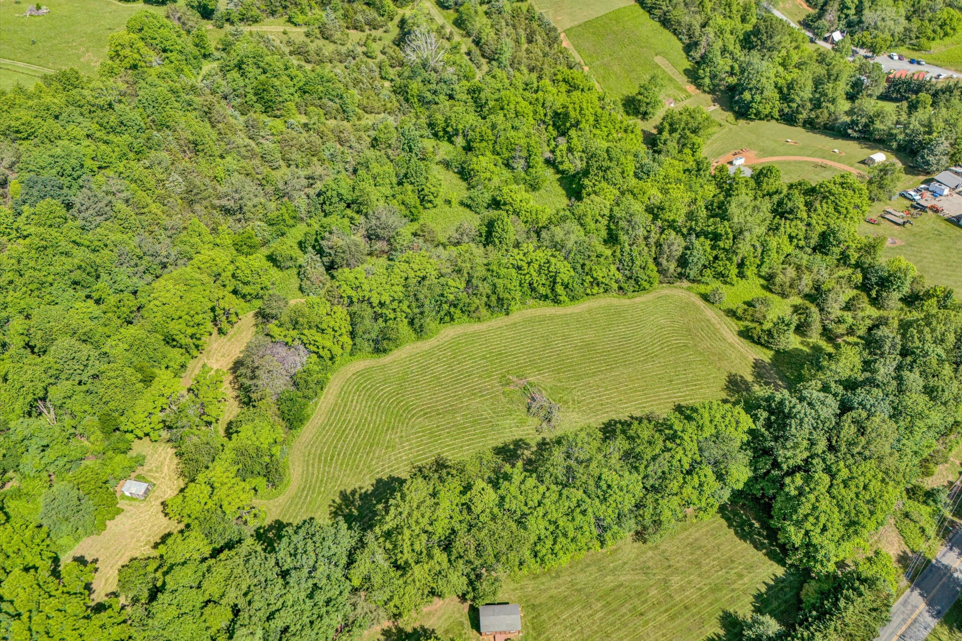 395 Middle Valley RD - Photo 63