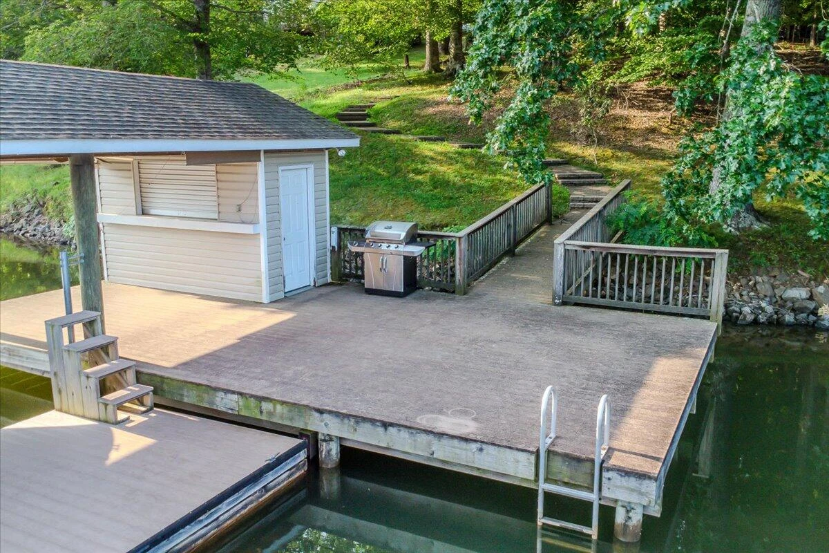 118 Woodley RD - Photo 9