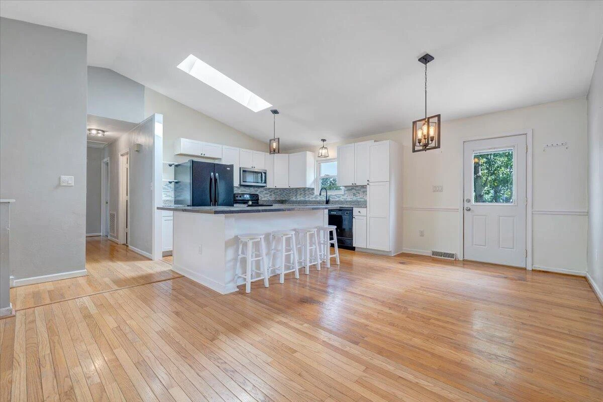 7020 Autumn Wood LN - Photo 15