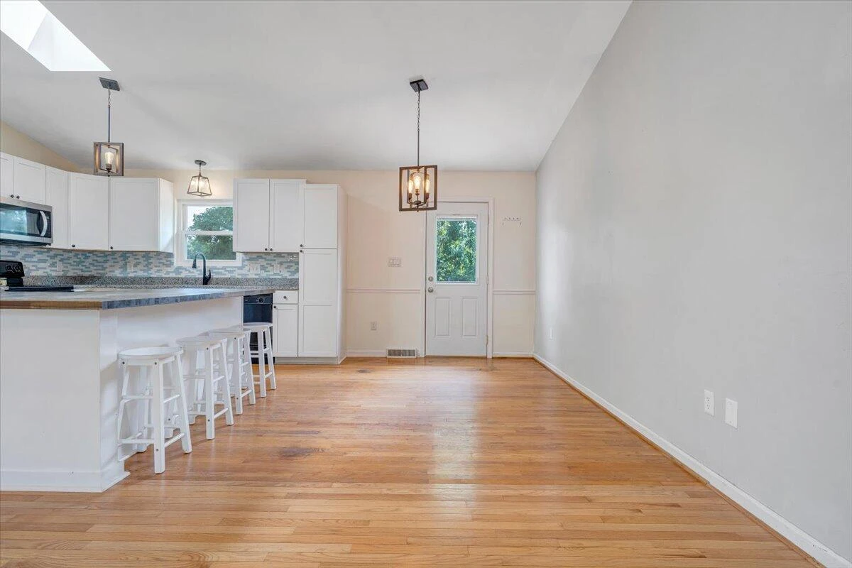 7020 Autumn Wood LN - Photo 16