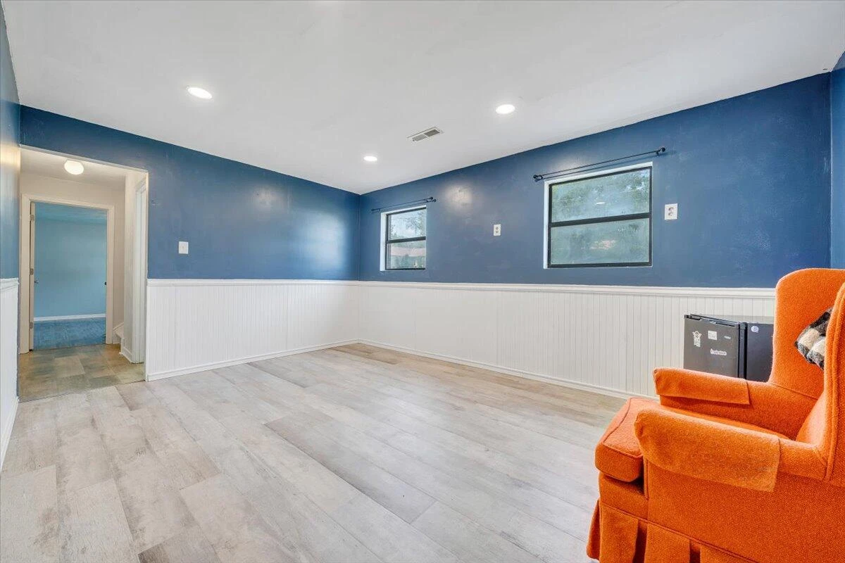 7020 Autumn Wood LN - Photo 37