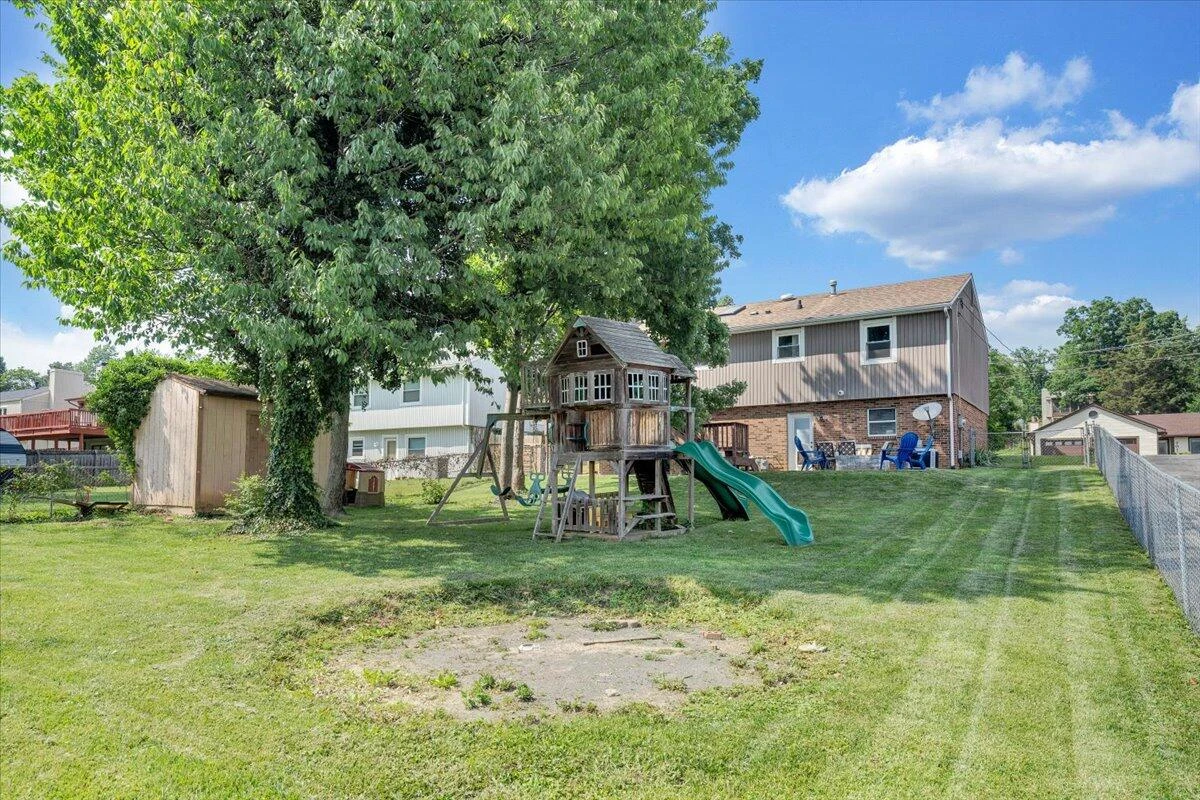 7020 Autumn Wood LN - Photo 46