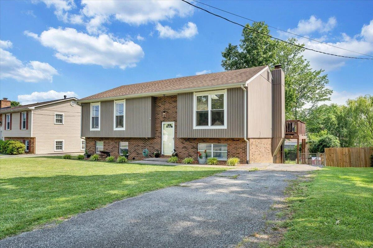 7020 Autumn Wood LN - Photo 49
