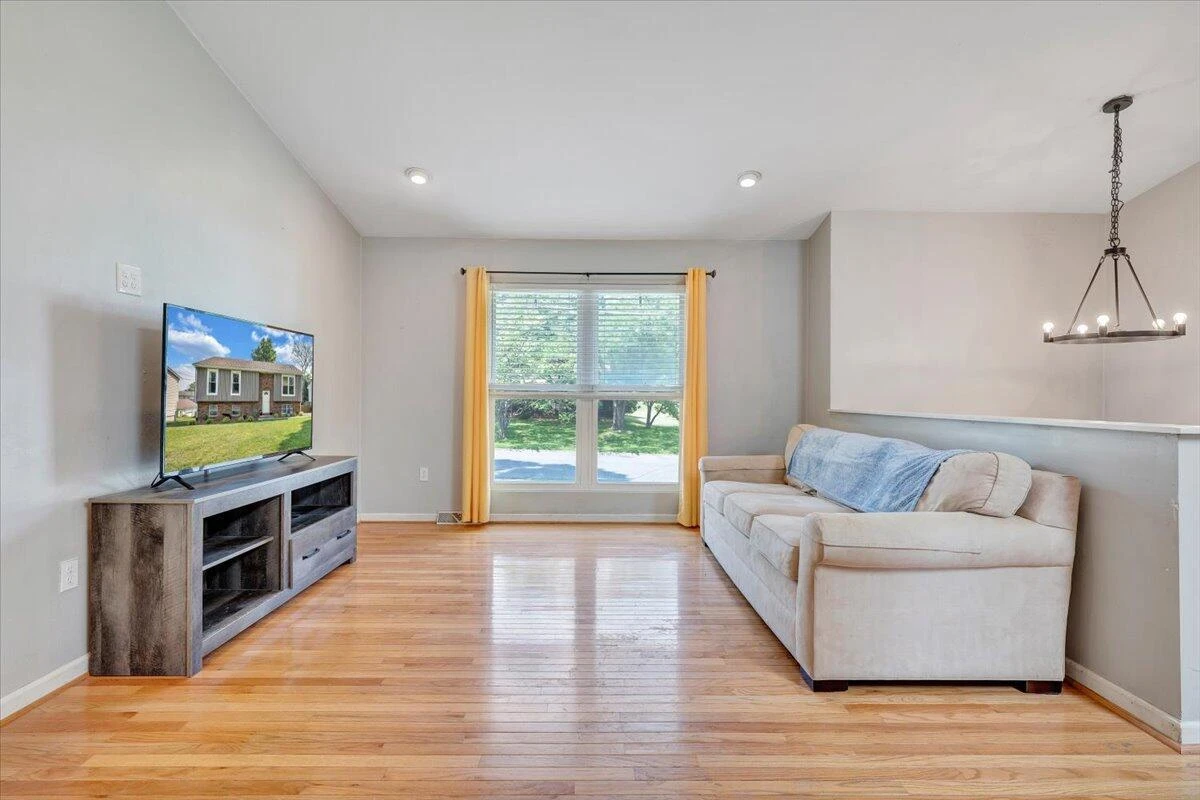 7020 Autumn Wood LN - Photo 12