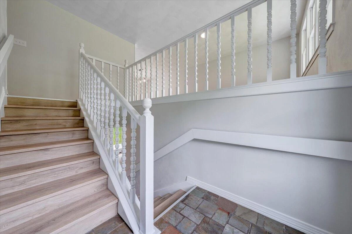 117 Lake Park DR - Photo 3