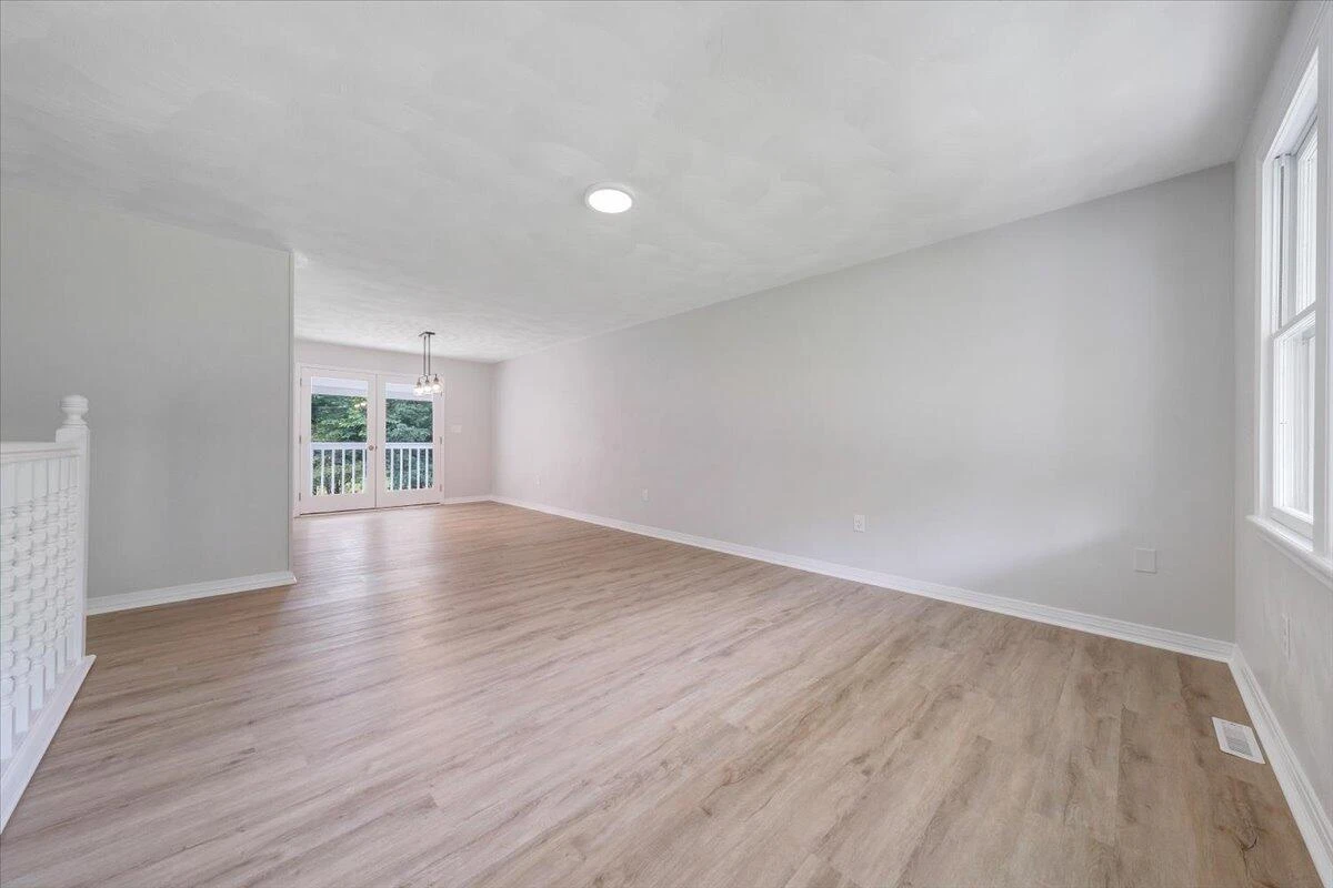 117 Lake Park DR - Photo 5
