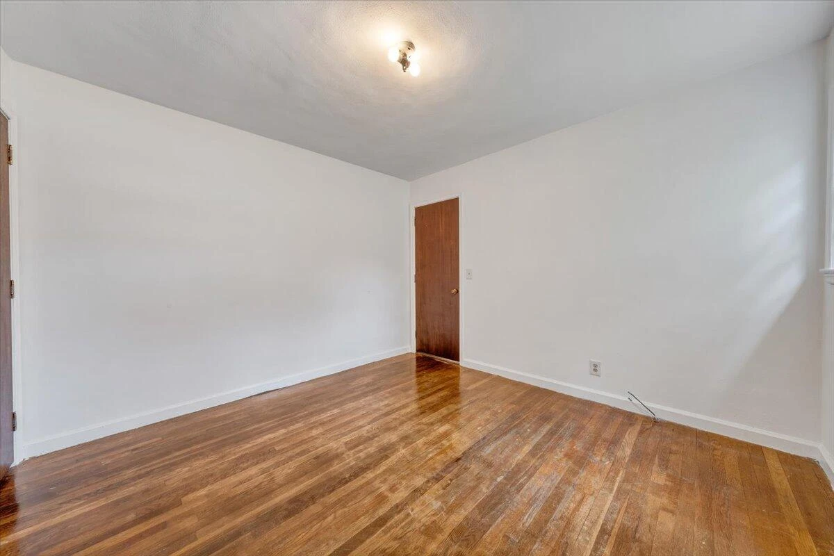 1113 Brandon AVE - Photo 17
