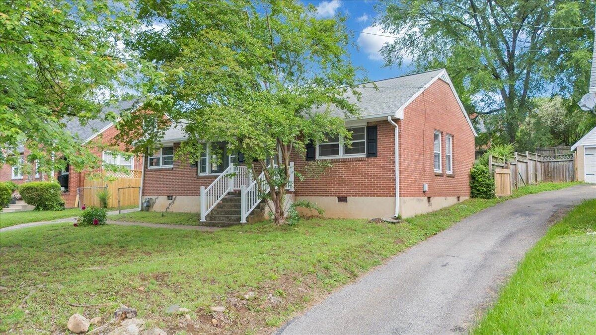 1113 Brandon AVE - Photo 28