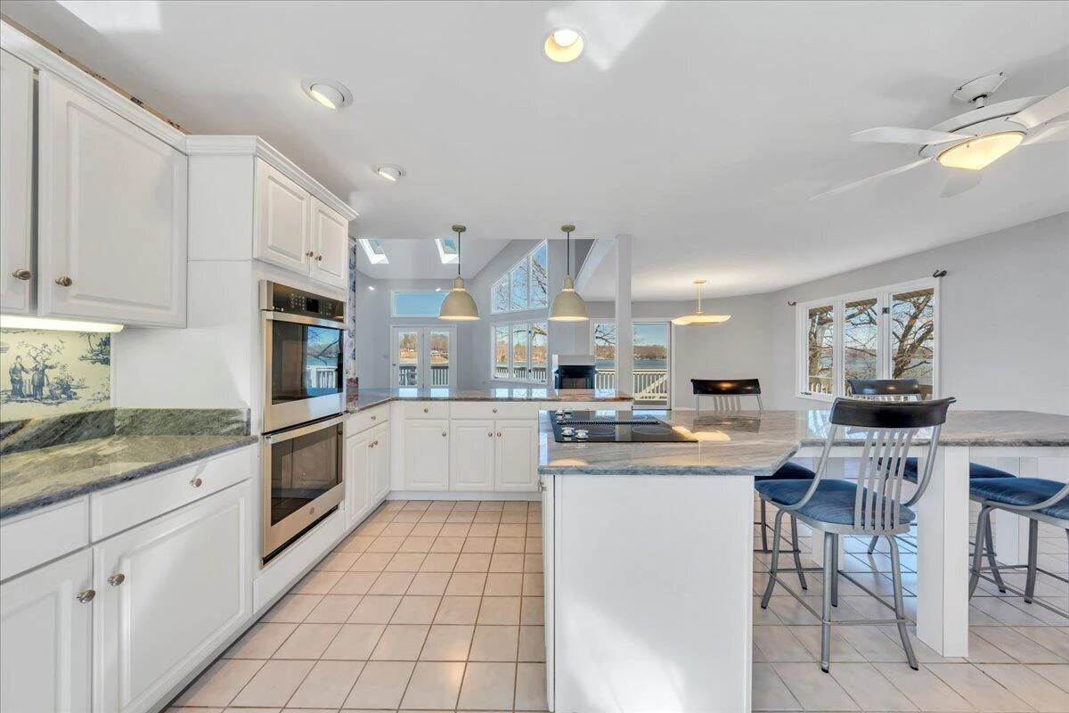 104 Lookout Pointe DR - Photo 14
