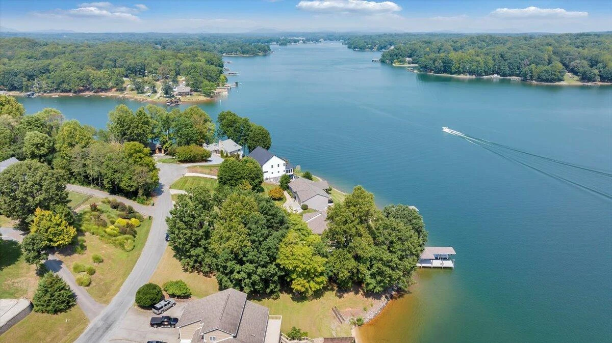 104 Lookout Pointe DR - Photo 86