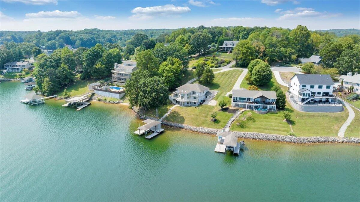 104 Lookout Pointe DR - Photo 95