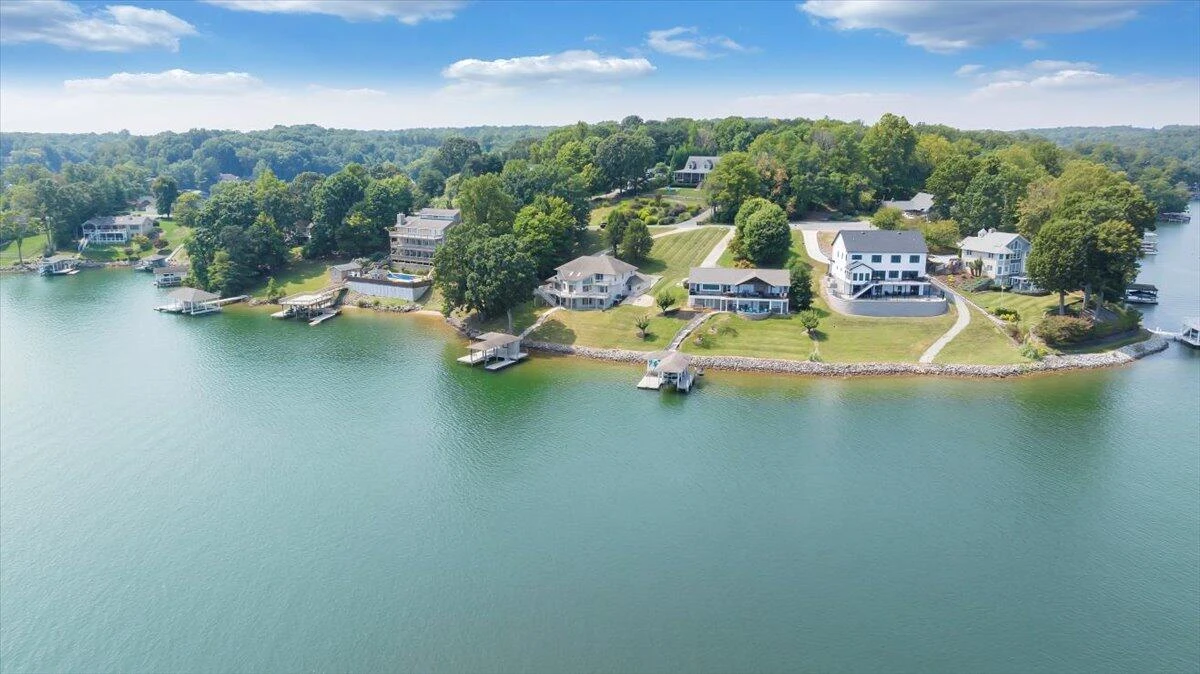 104 Lookout Pointe DR - Photo 96
