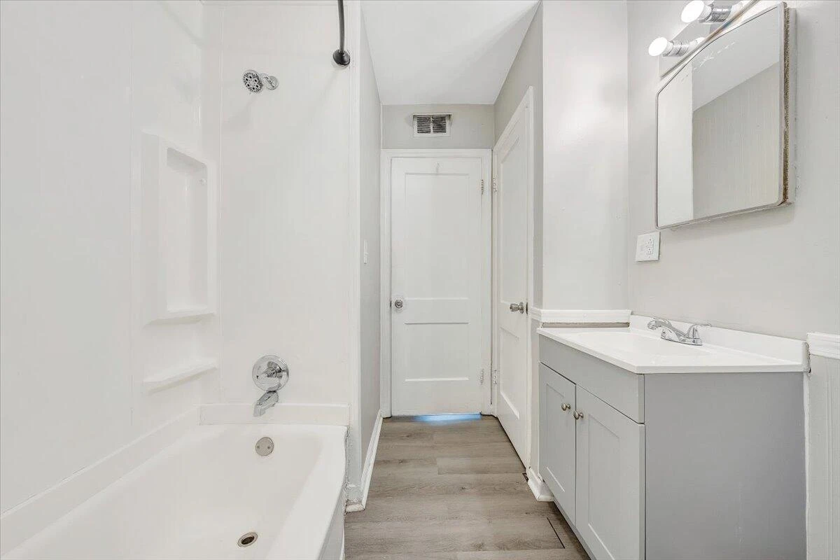 2109 Colgate ST - Photo 14