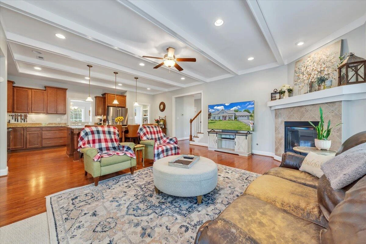 5665 Sullivan LN - Photo 19