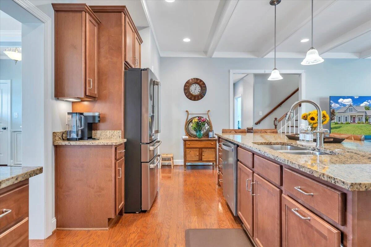 5665 Sullivan LN - Photo 24