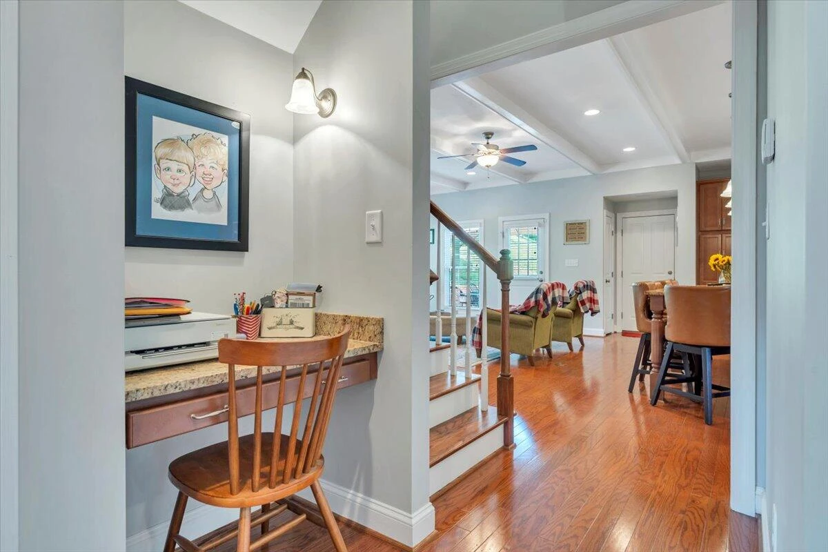 5665 Sullivan LN - Photo 30