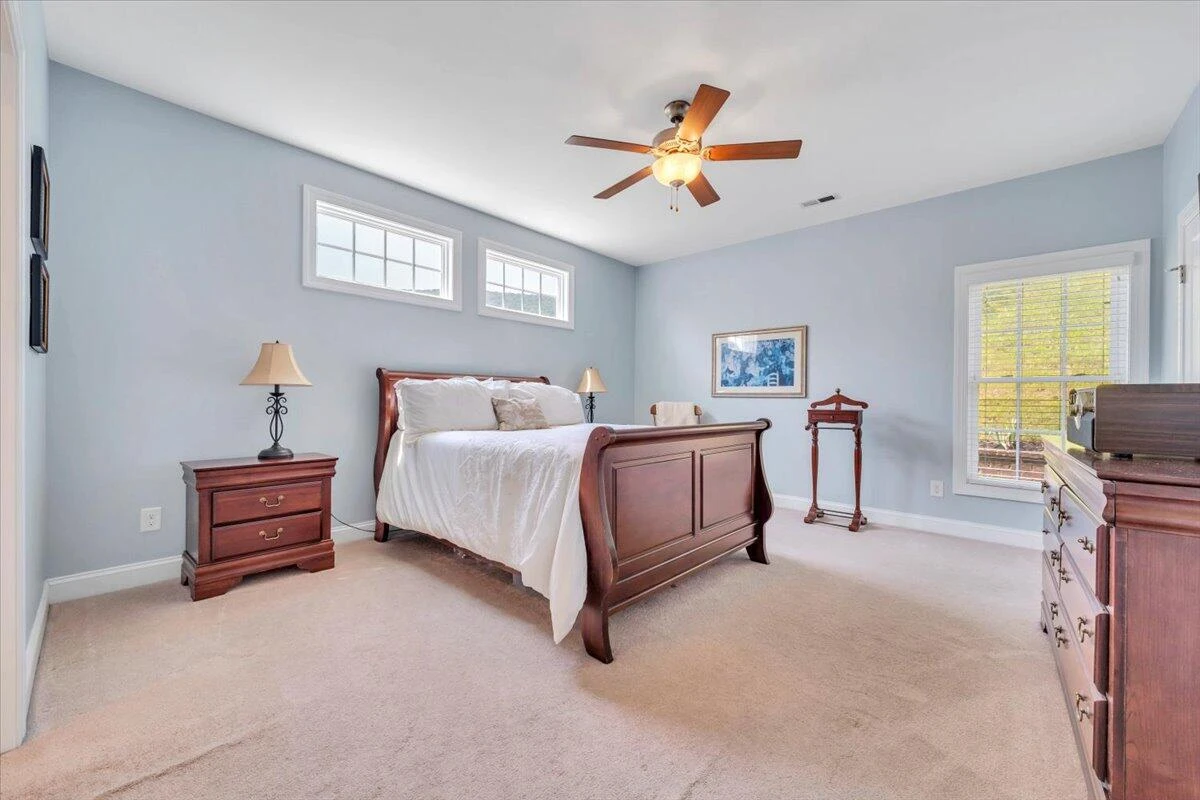 5665 Sullivan LN - Photo 31
