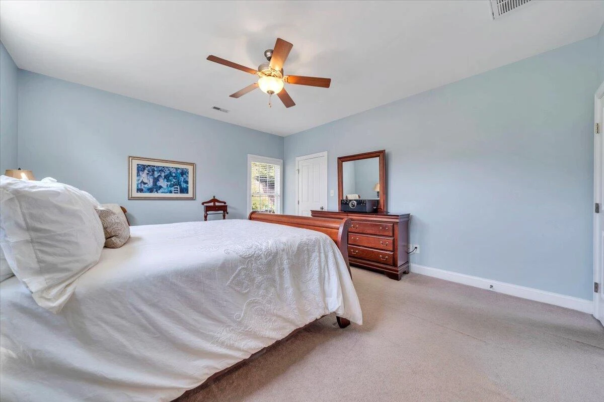 5665 Sullivan LN - Photo 33