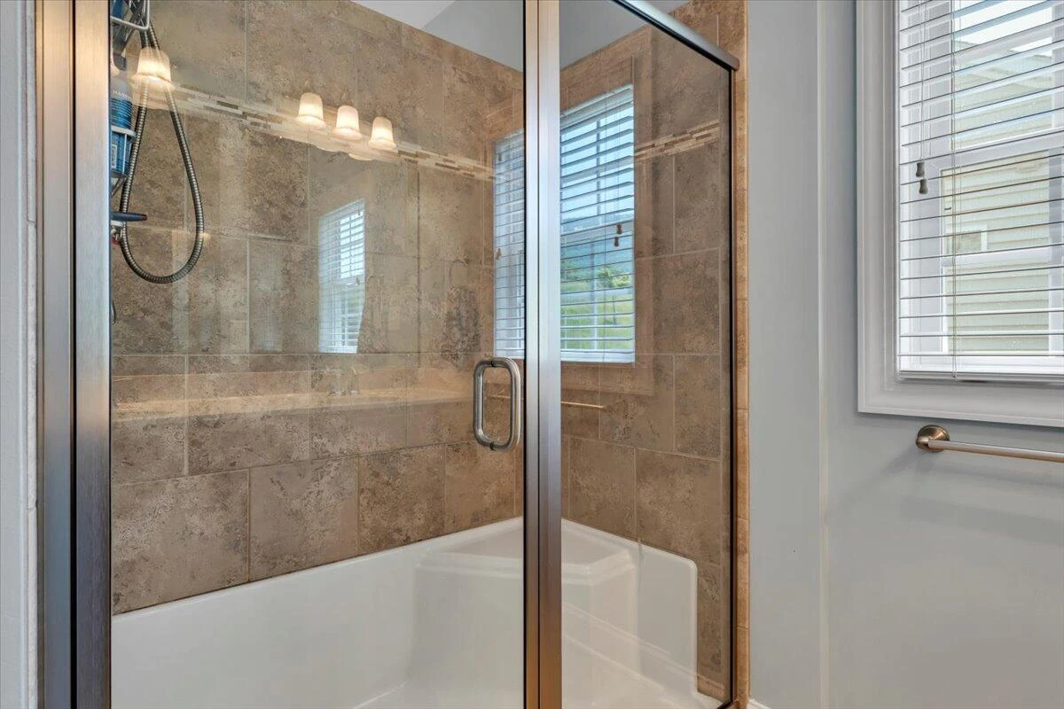 5665 Sullivan LN - Photo 36