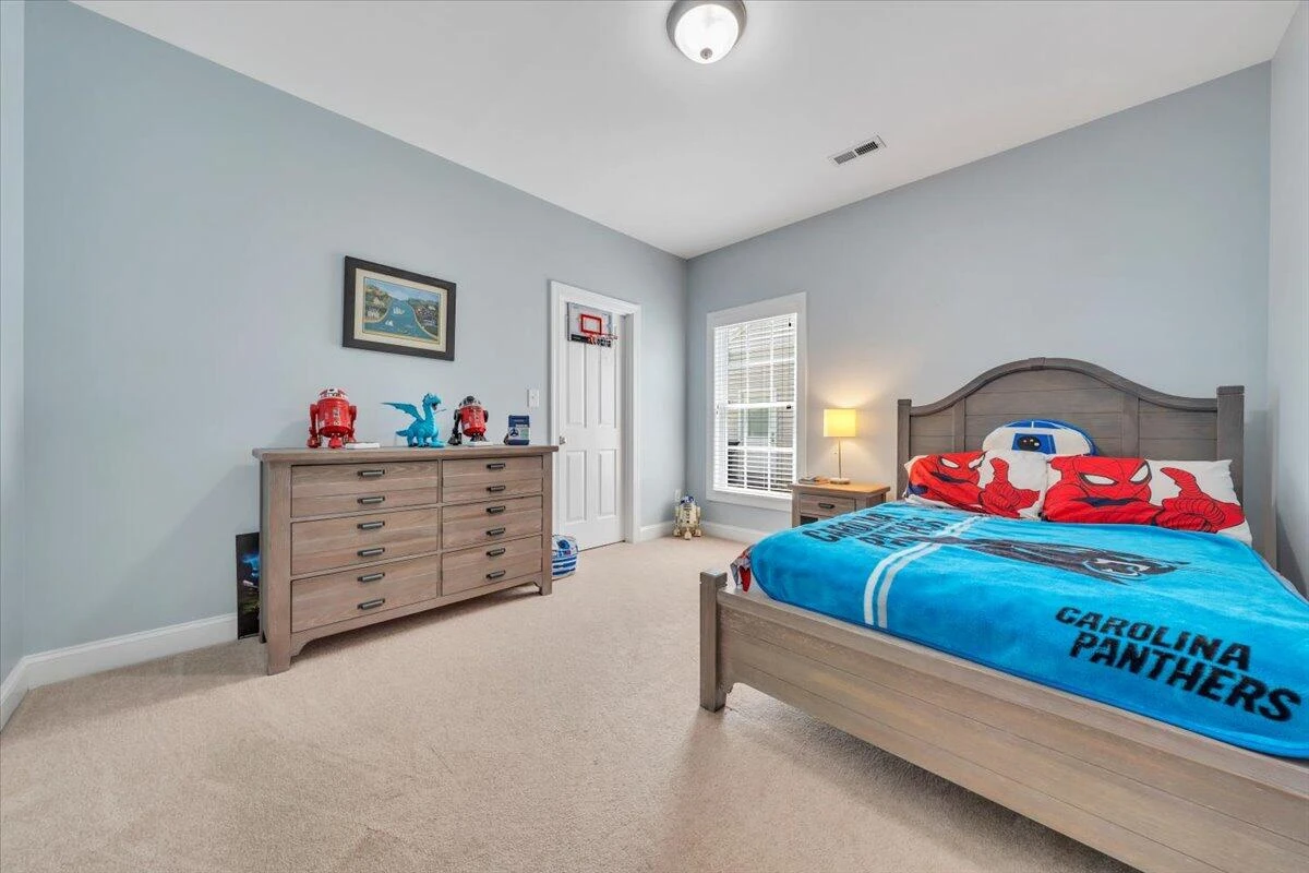 5665 Sullivan LN - Photo 37