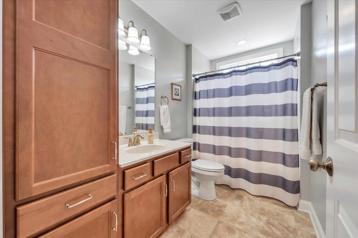 5665 Sullivan LN - Photo 45