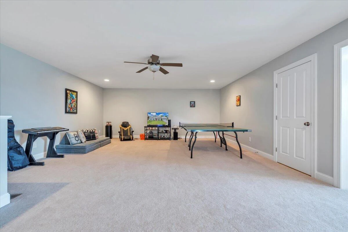 5665 Sullivan LN - Photo 48